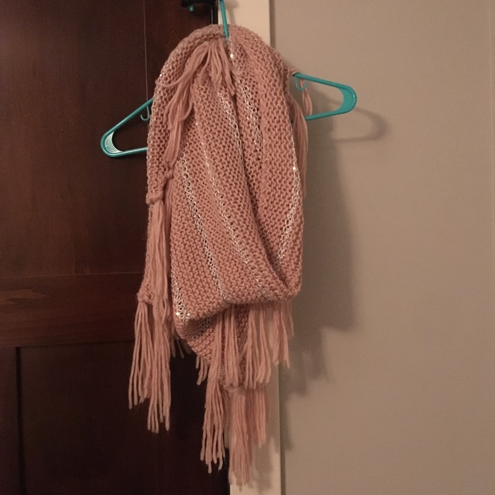 Collectioneighteen Triangular Scarf